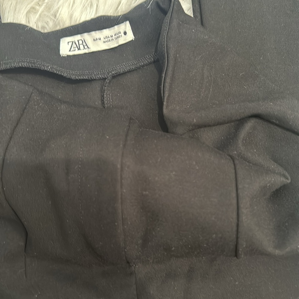 Zara - Picture 3 of 3